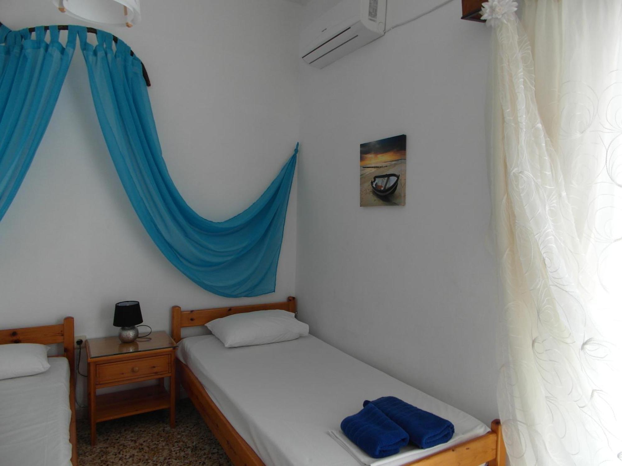 Eri Studios Agia Marina  Zimmer foto